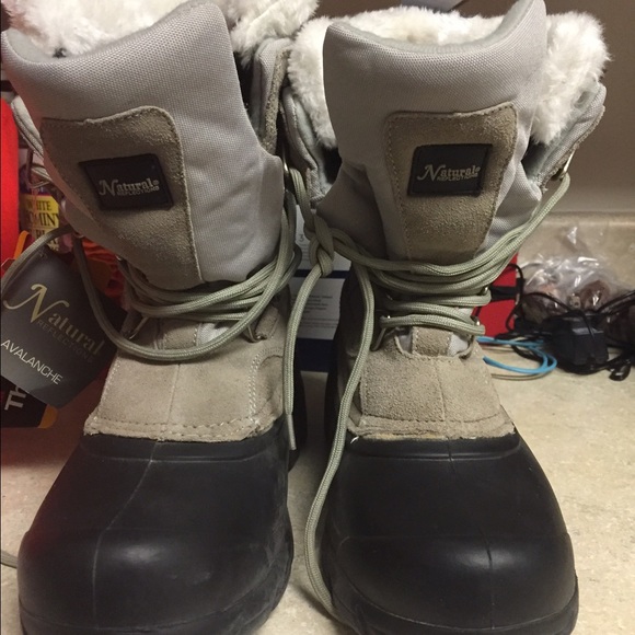 Womens insulated boots