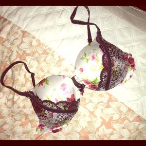 Very Sexy Victoria's Secret push up bra