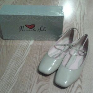 Ballet flats.