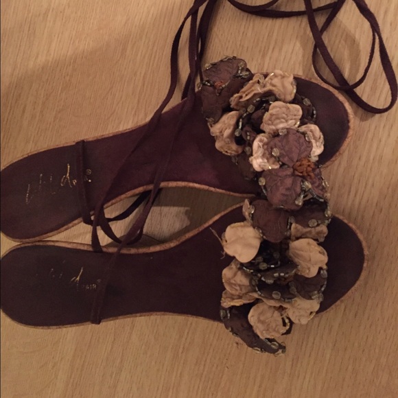 👠👠Wild pair wedges!! 👠👠