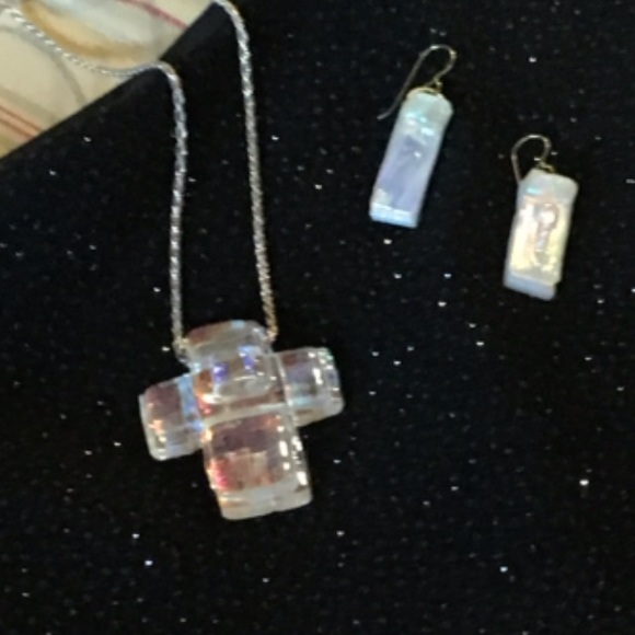 Robin Noel halo collection necklace and earrings