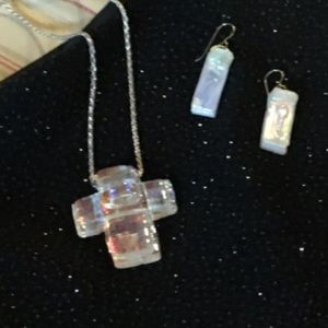 Robin Noel halo collection necklace and earrings