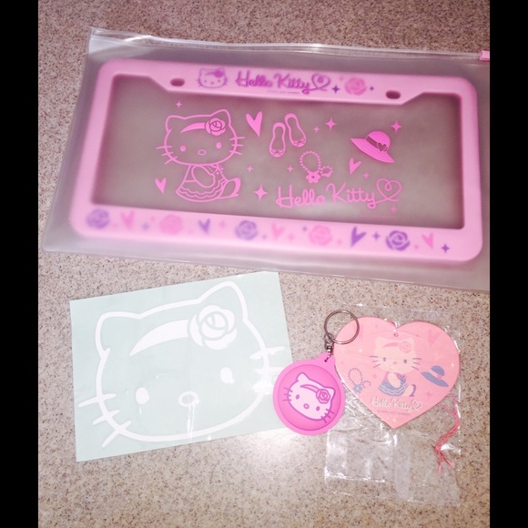 Sanrio Hello Kitty auto accessory kit