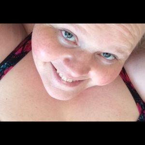 Meet your Posher, Alicia