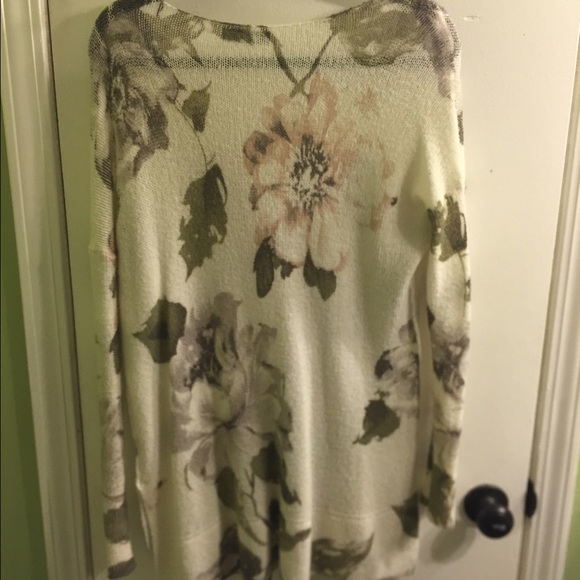 Sweater - Picture 2 of 2