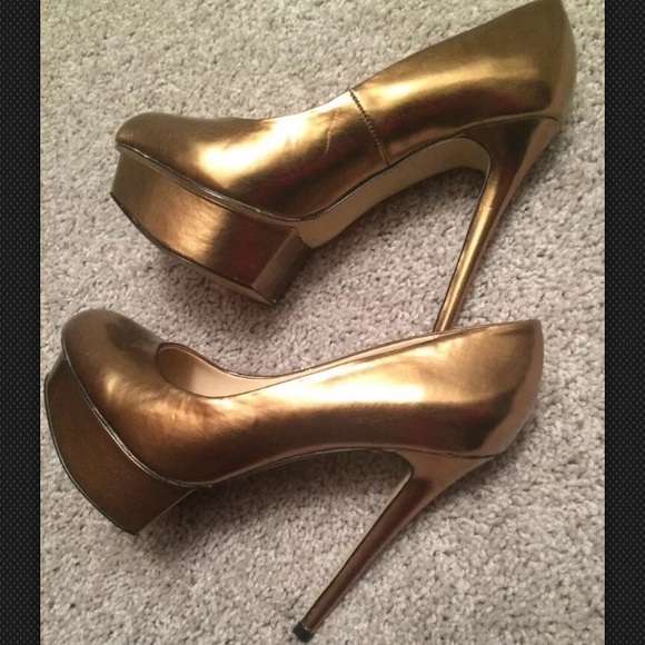 Shoemint Jess Gold Bronze Metallic Platform Pump - Picture 2 of 4