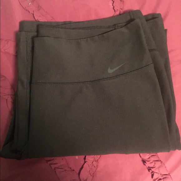 Nike Pants - ⚡️⚡️LAST CHANCE⚡️⚡️ Nike yoga pants