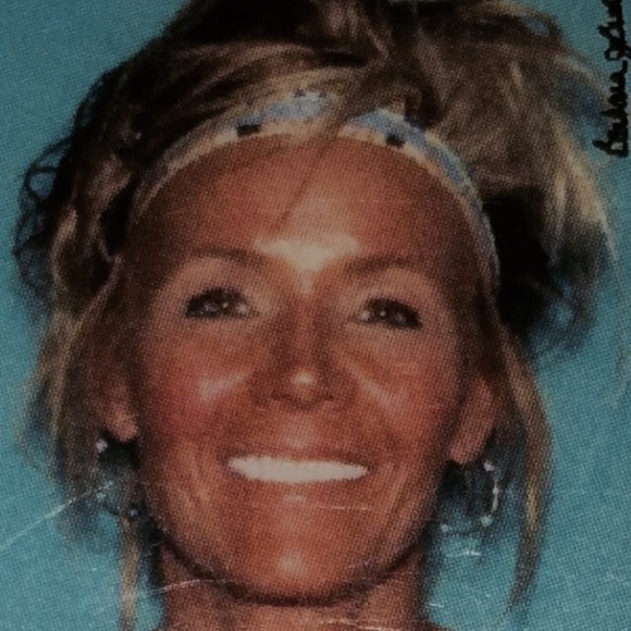 Meet your Posher, Denise - Picture 4 of 4