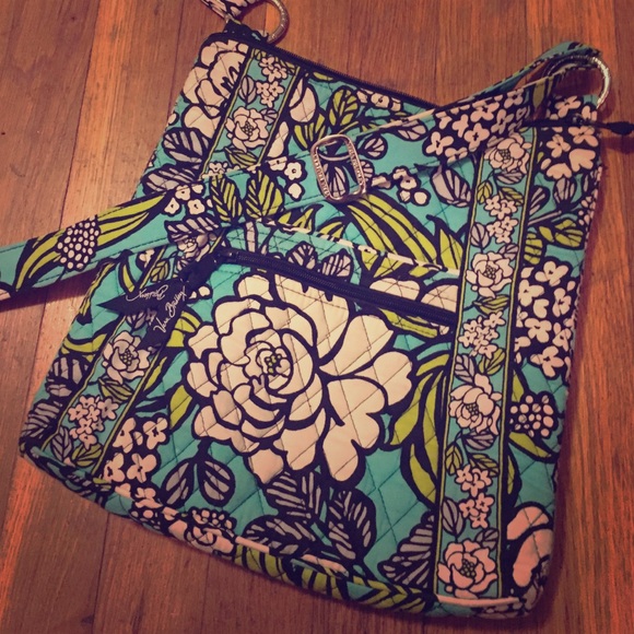 Vera Bradley cross body bag 💗