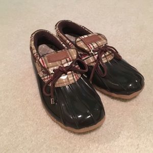 Sperry Top-Sider women's duck shoes.