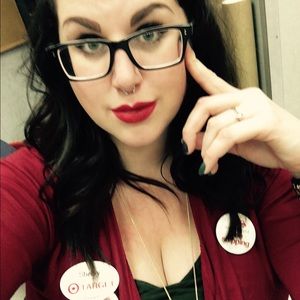 Meet your Posher, Shelby