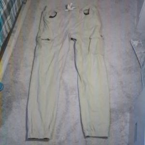 jogger pants