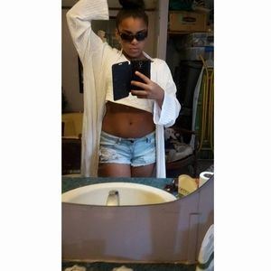 Meet your Posher, Kimala