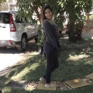 Meet your Posher, Ely