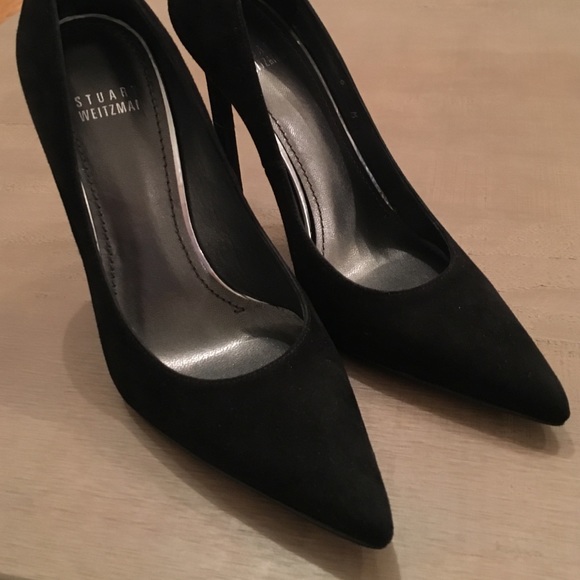 Stuart Weitzman Queen black suede pumps size 6 M