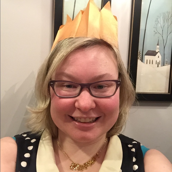 Meet your Posher, Gitta - Picture 3 of 3