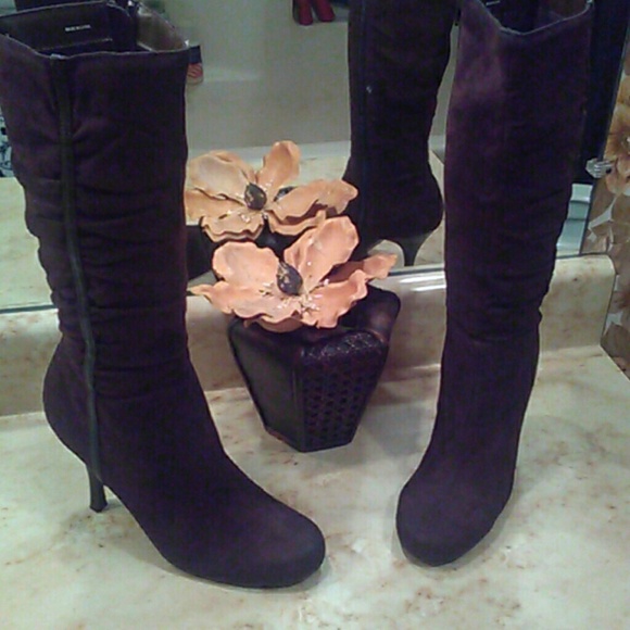 Ladies boots