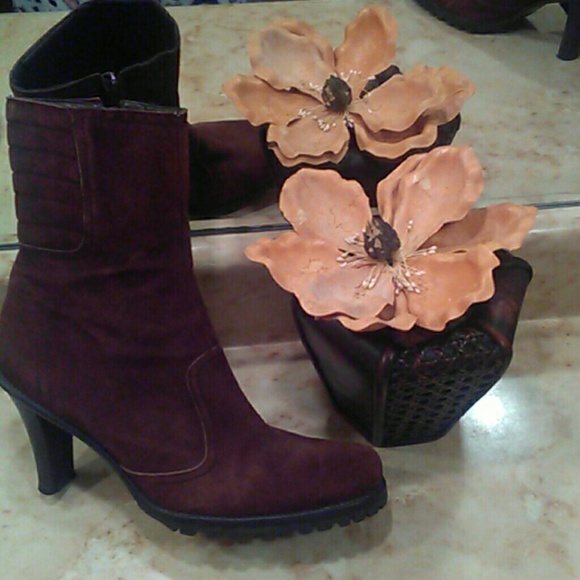 Womens ankle boots