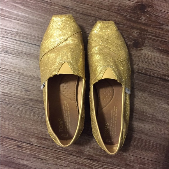 Toms