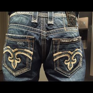 Distressed Men's Jeans