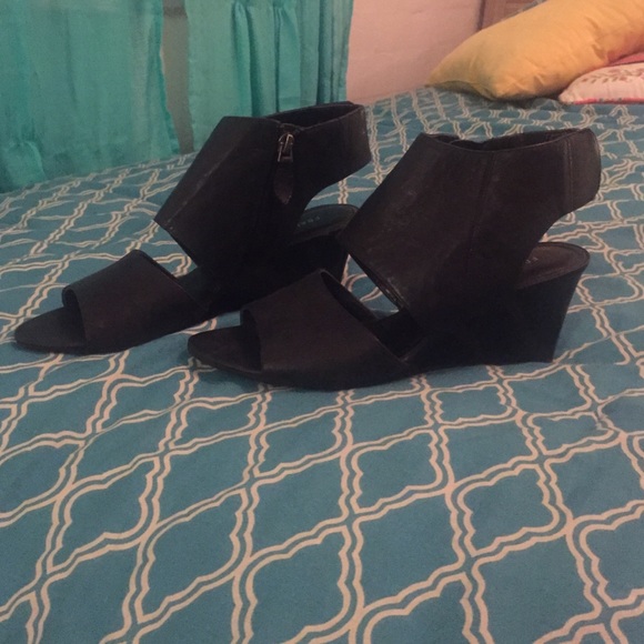 Franco Sarto Black L-Kressa Wedge Sandal