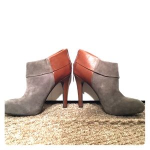 Suede and leather two-tone booties