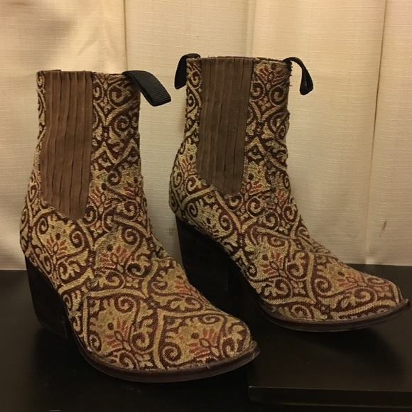 Jeffrey Campbell "Tucson" Boots