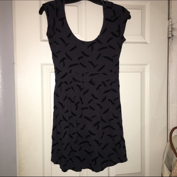 Dark gray black feather printed forever 21 dress
