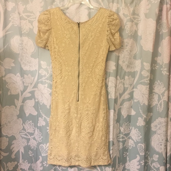 Chic ๐ - Picture 3 of 3