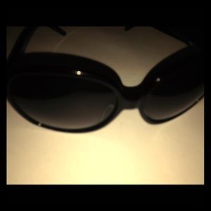Fendi black round sunglasses