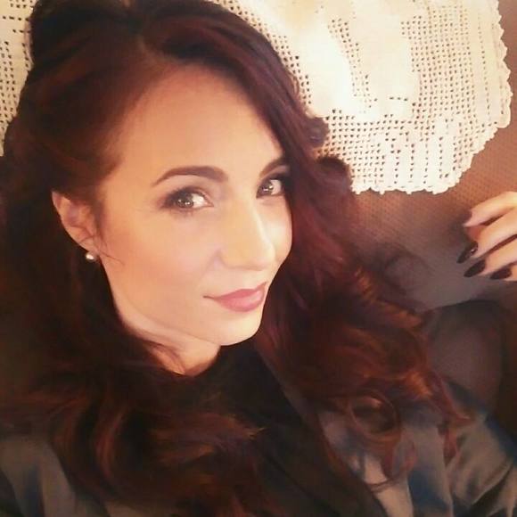 Meet your Posher, Theresa