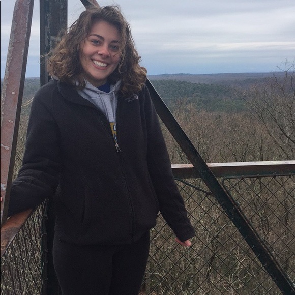 Meet your Posher, Paige - Picture 3 of 4