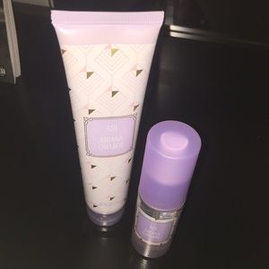 Ariana Grande body lotion & hair perfume