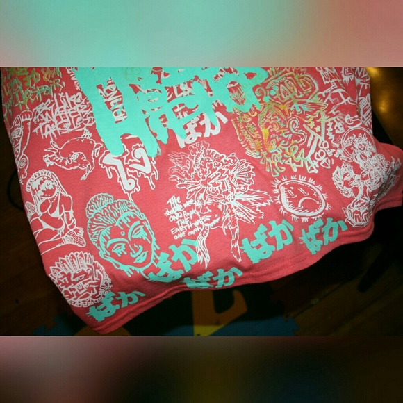 Namaste grafitti DOPE tee - Picture 2 of 3