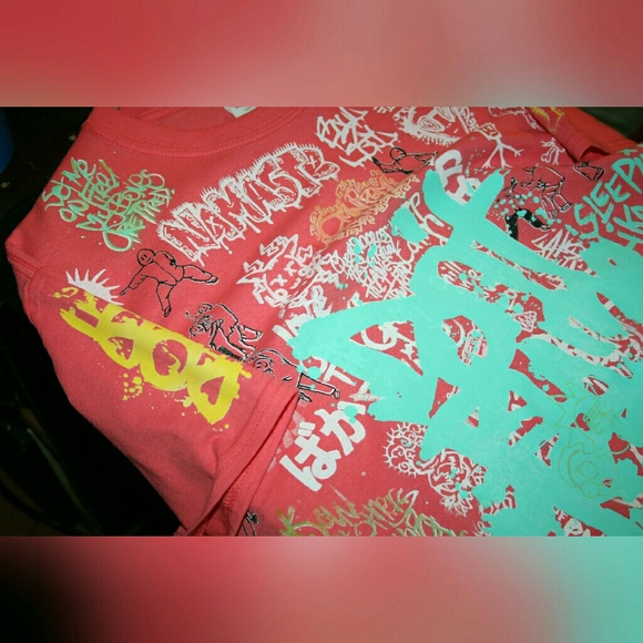 Namaste grafitti DOPE tee - Picture 3 of 3