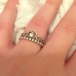 Pandora princess crown ring