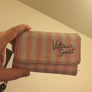 VS iPhone 5s phone case/wallet