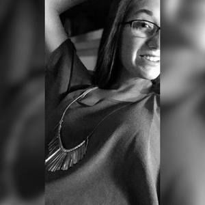 Meet your Posher, Roxanne