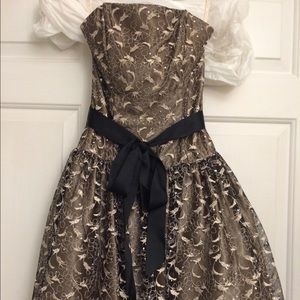 Homecoming/Prom Dress - Strapless Champagne/Black