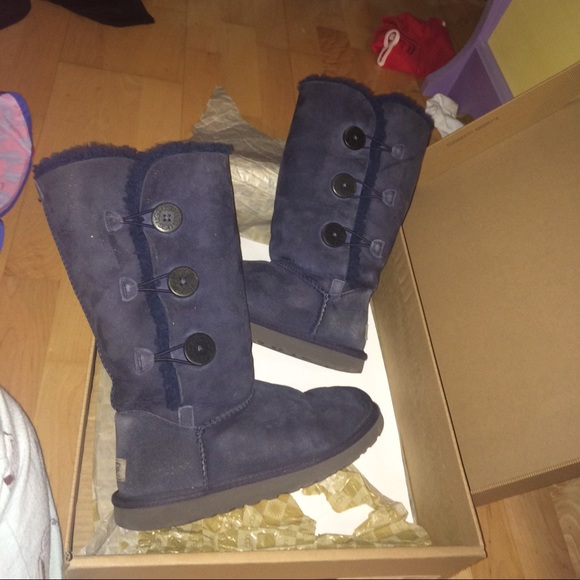 Authentic uggs