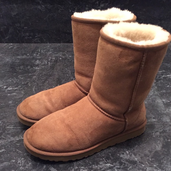 uggs classic slippers uggs classic slippers