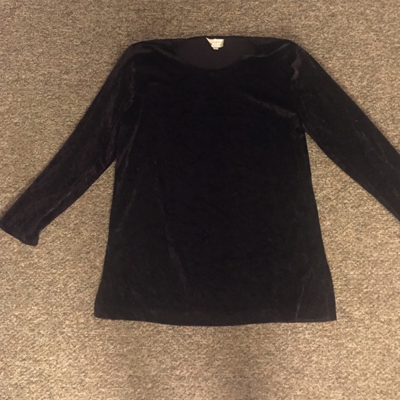 Black velvet top