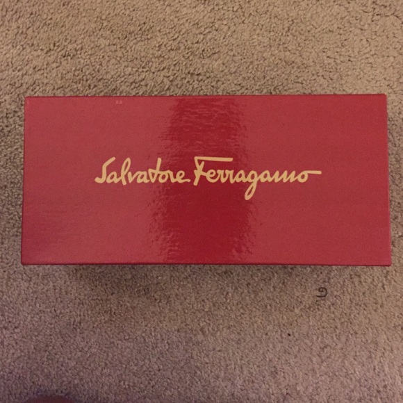 Salvatore Ferragamo loafers - Picture 4 of 4