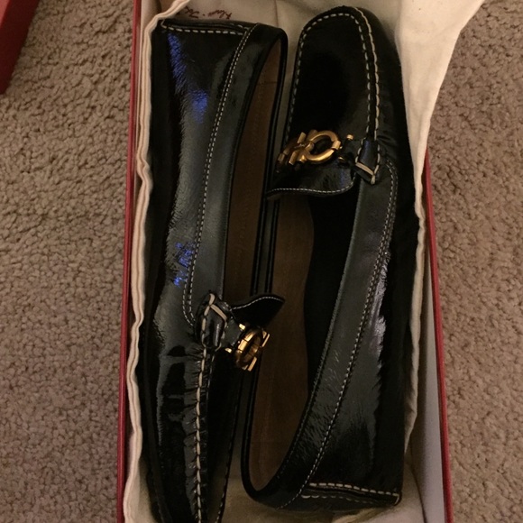 Salvatore Ferragamo loafers - Picture 3 of 4