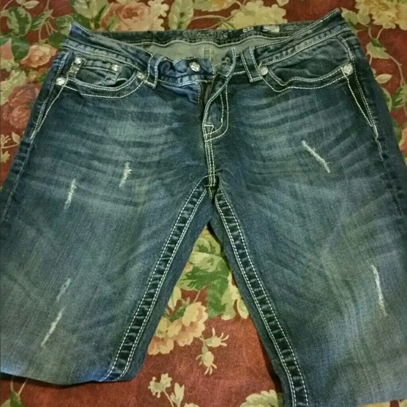 **Sold on another Site** Miss Me Jeans - Picture 3 of 4