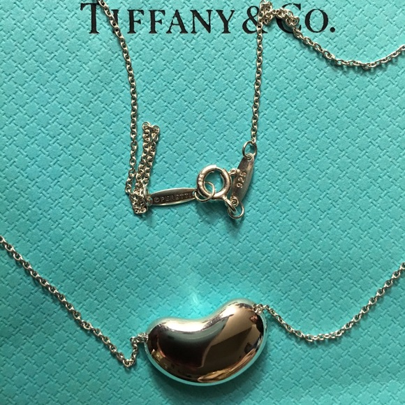 Tiffany & Co. Elsa Peretti Bean Pendant
