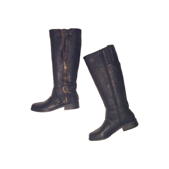 Leather boots, tall
