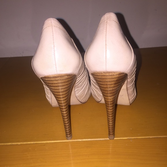 Brand new Aldo nude pump - Picture 3 of 4