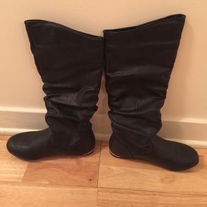 Black Wild Diva Boots- Size 7