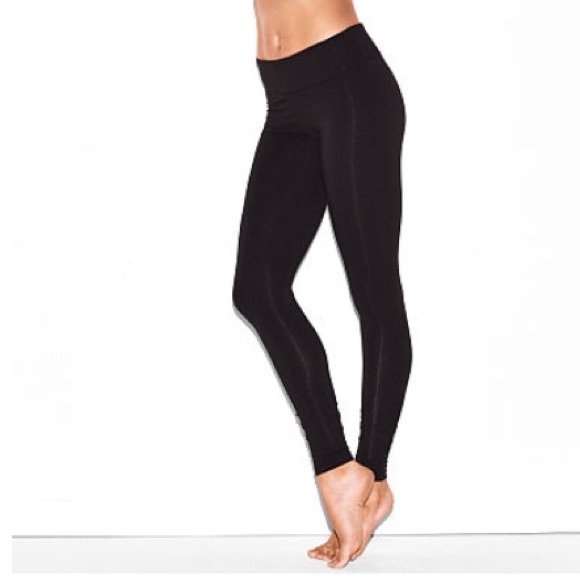 Black leggings